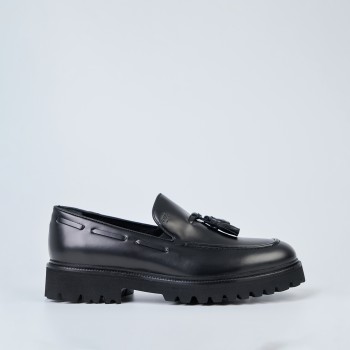 X7323 Men's Loafers in black