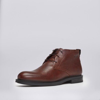 U6763 Men's dessert boots in brown