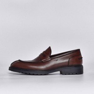 U7013 Men's Loafers in brown