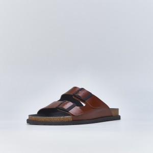 V6301 Men's flat sandals in brown