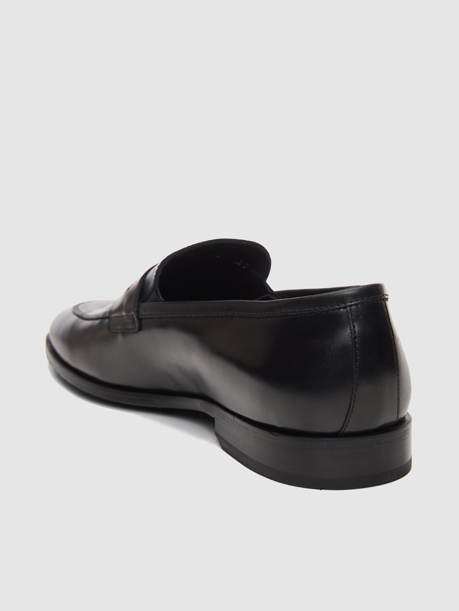 Κλασικά ανδρικά μαύρα