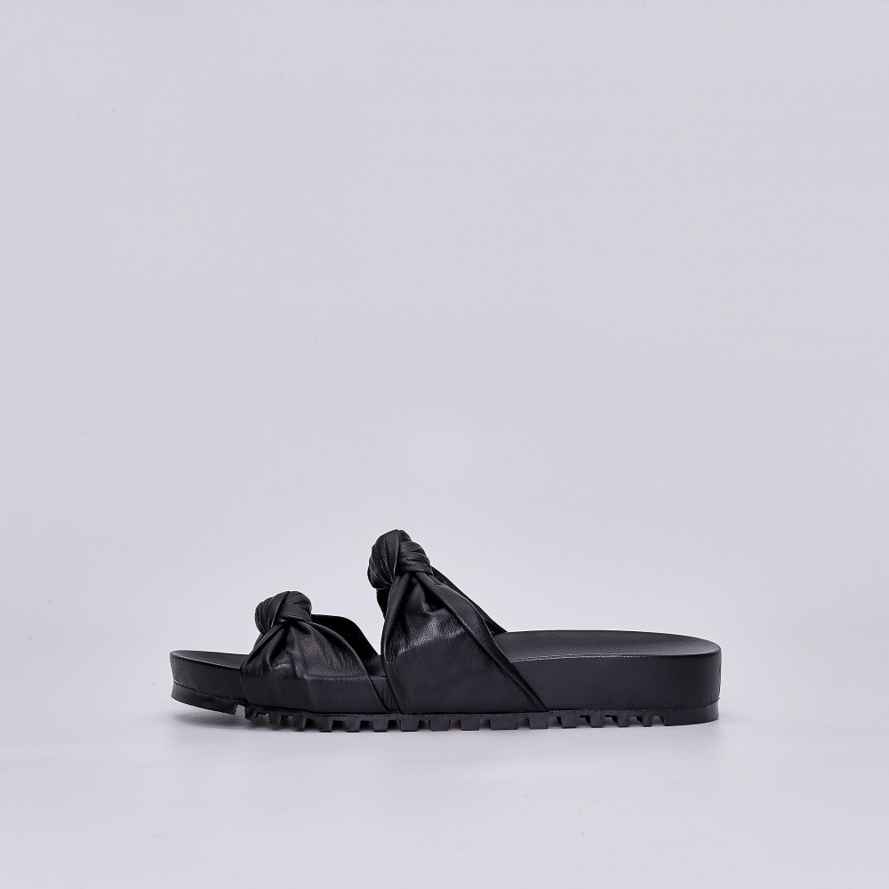SW290  Women's Black flat sandals