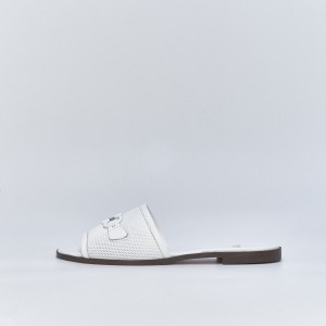 VWB10 Women's flat sandals in white