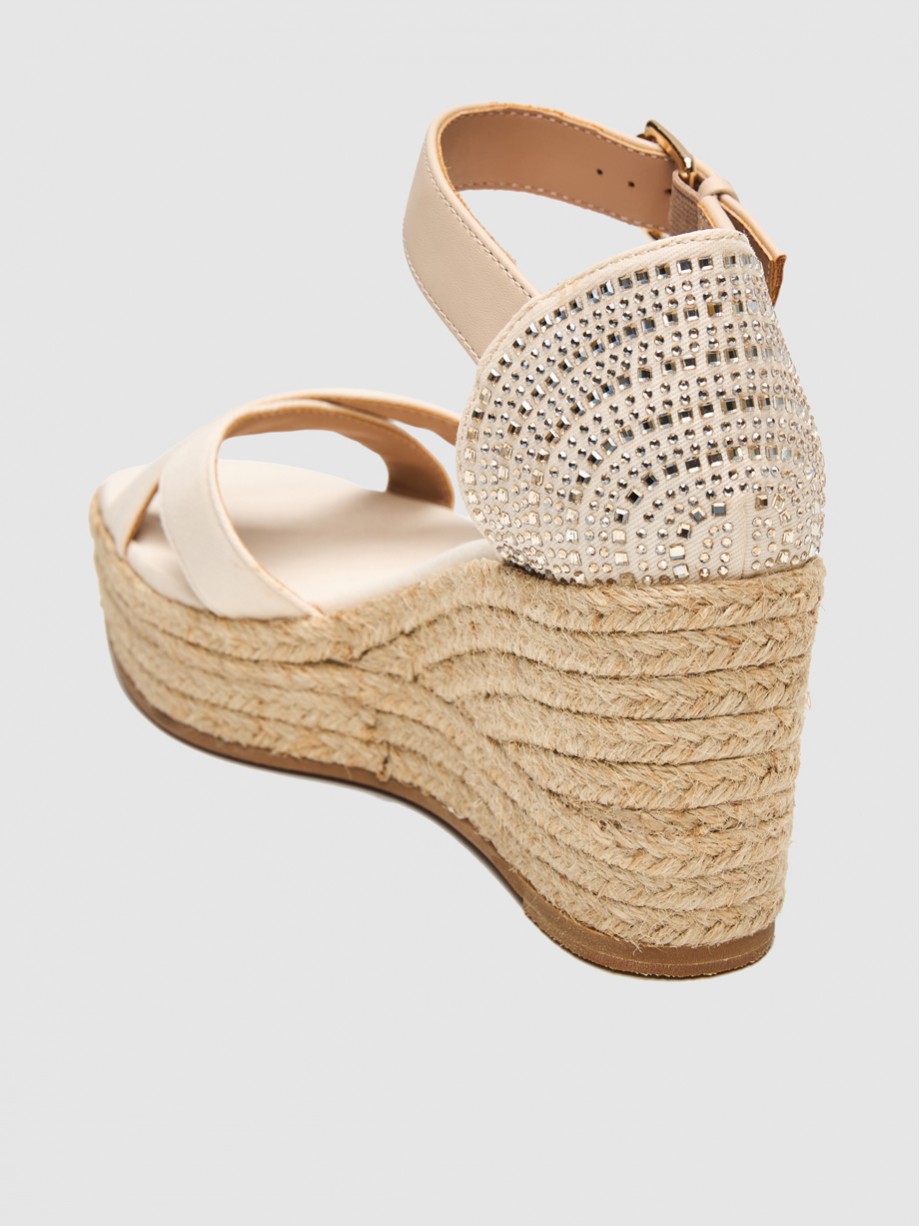 Πλατφόρμες γυναικείες μπεζ