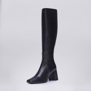 UW67715 Women's boots in black